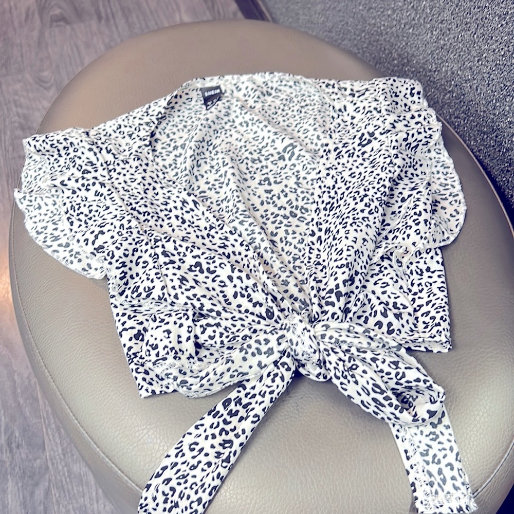 Shein White Print top S